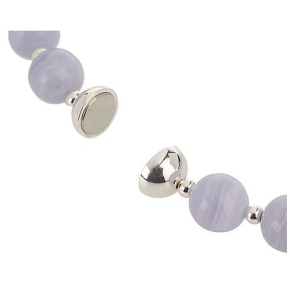 Aventurine gemstone bead necklace with magnetic clasp - Picture 4 of 4